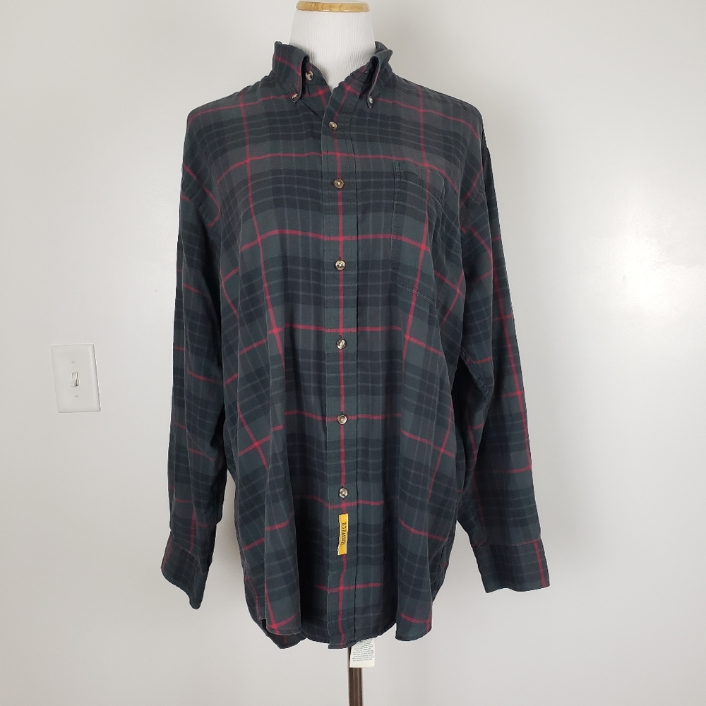 BD Baggies The original men's large tartan plaid button down